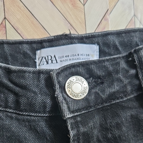 Zara Black Washed High Rise Straight Leg Jeans Size 8 Womens Denim - Picture 9 of 13